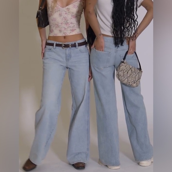 NWT PacSun Casey Low Rise Baggy Jeans In Light Indigo Wash. Size 27. - Picture 3 of 10